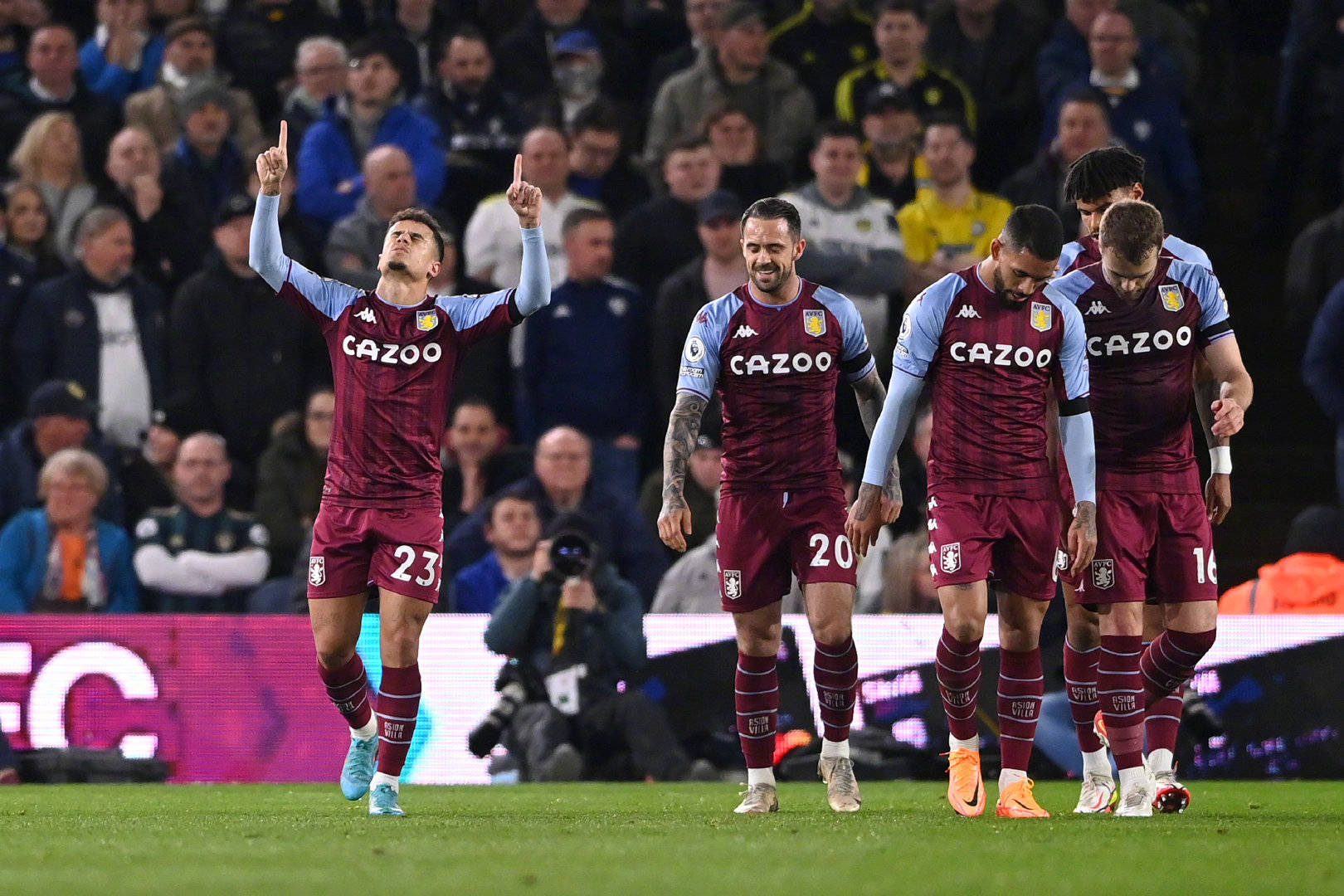 球员不仅在 球员不仅在