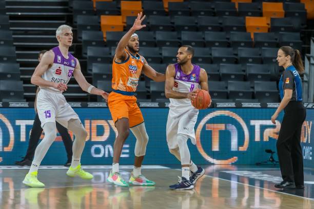 根据日本队 根据日本队